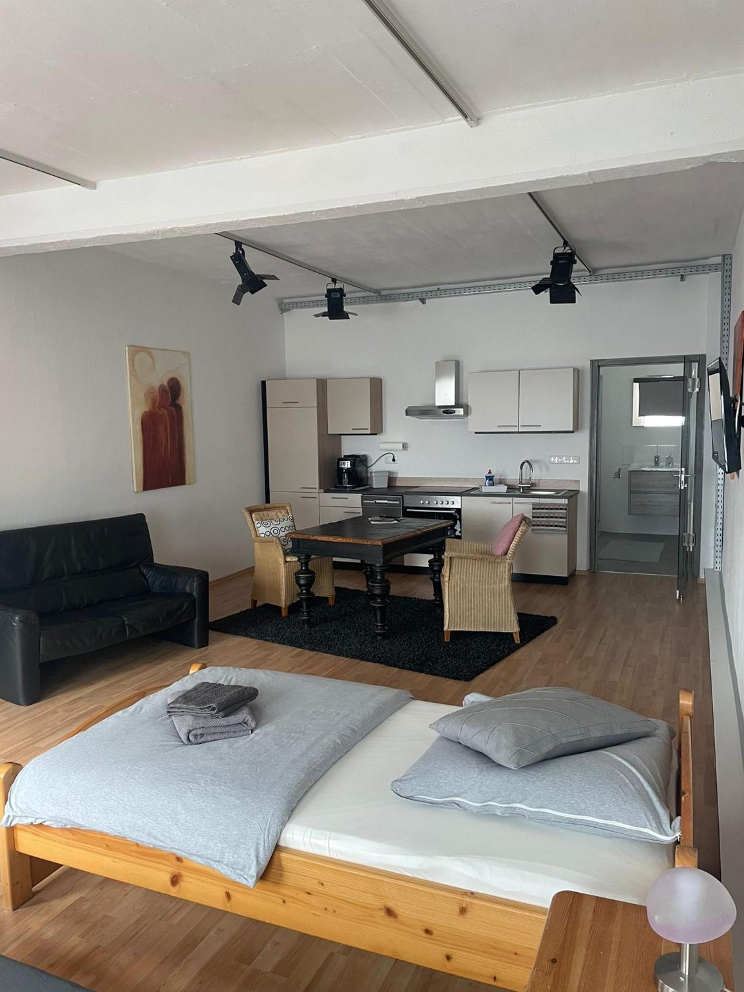 40 Qm Grosse Studiowohnung Zentral Gelegen In Groß-Umstadt Extérieur photo